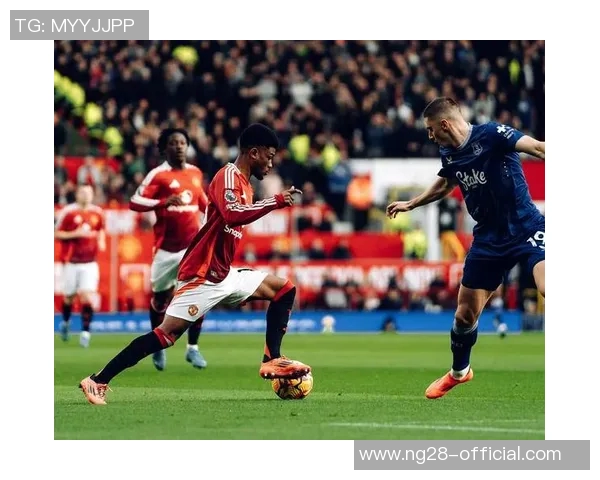 意甲焦点战阿森纳与曼联握手言和0比0精彩瞬间引发全场热议