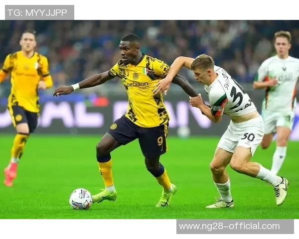 中超赛场惊现冷门国米与阿森纳激战成和引发全场热议