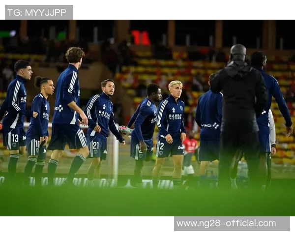 巴黎圣日耳曼大胜热刺红牌争议引发赛后热议与分析